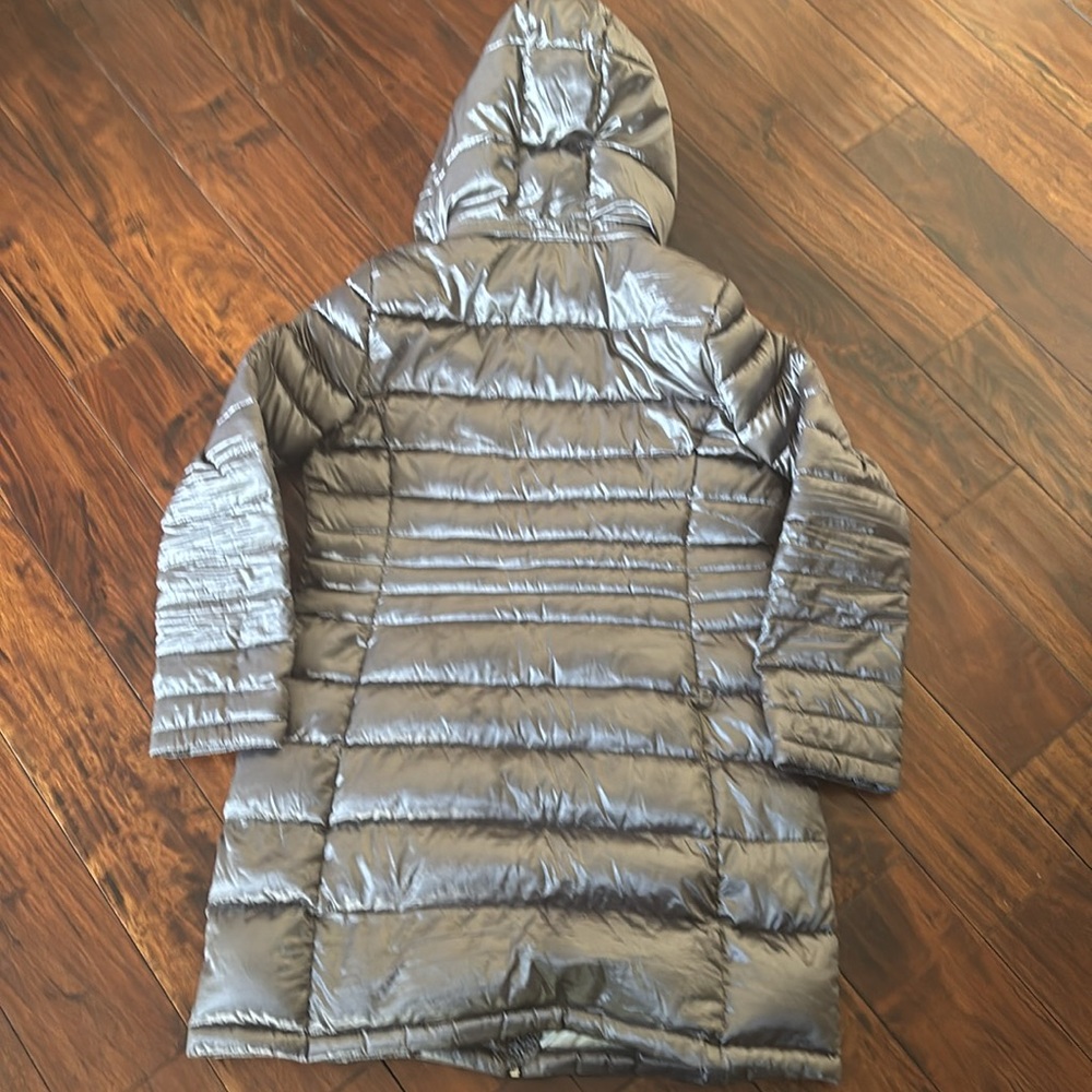 Andrew Marc | Women's silver puffer coat jacket - Picture 9 of 10